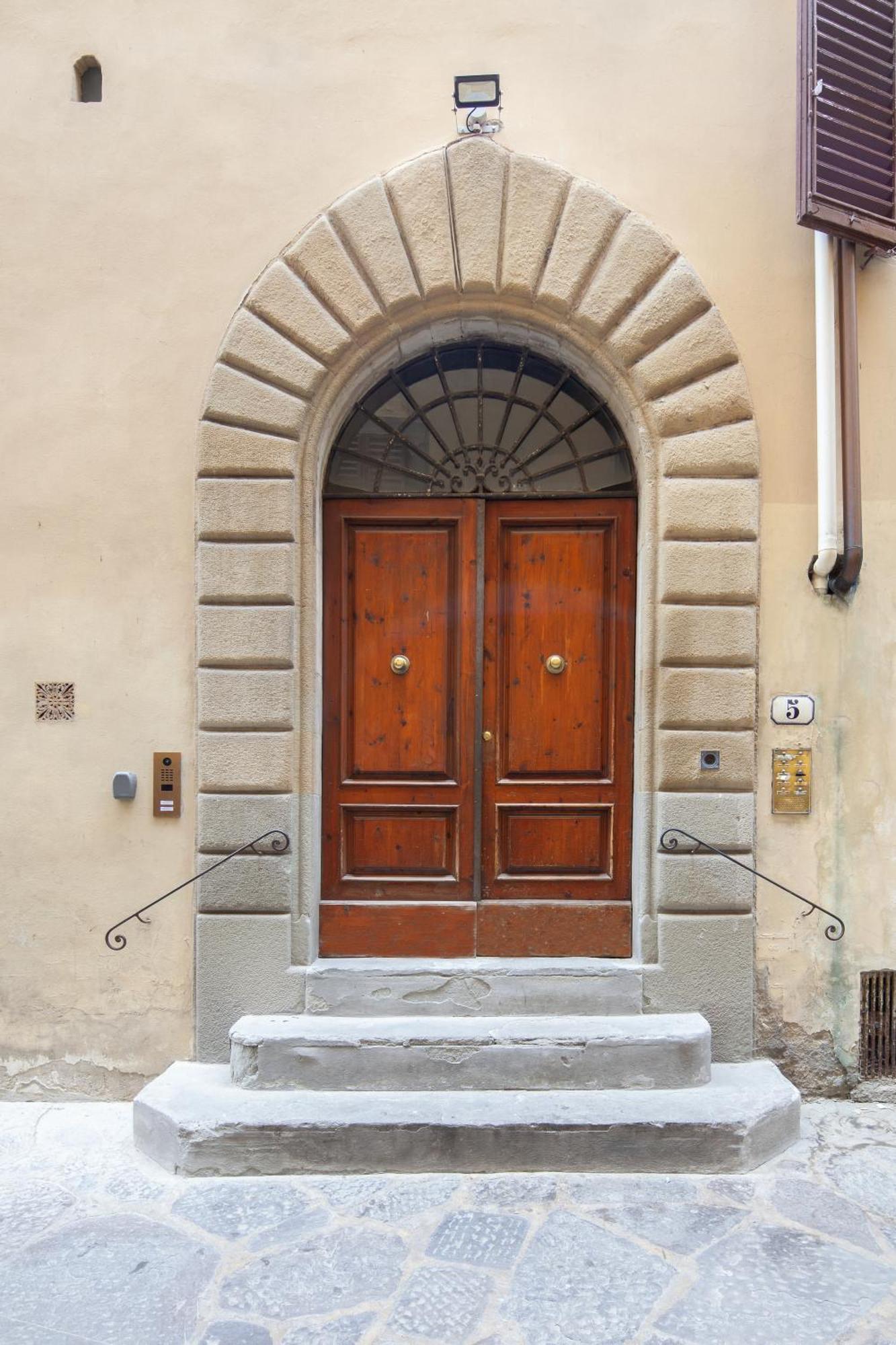 Aurora's, Renaissance Suite, Historic Apartment, Pivot Location, Few Walks From All, Ac Bedroom