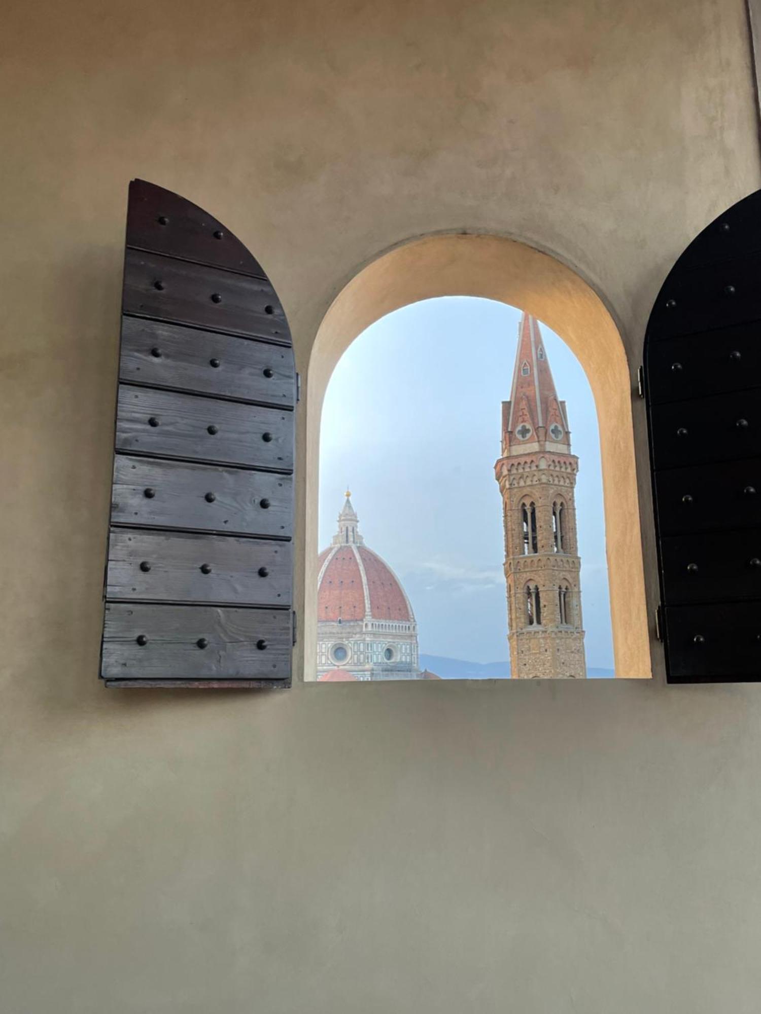 Cozy Santa Maria Novella Uffizi Duomo 2beds-2baths Apartamento Florença