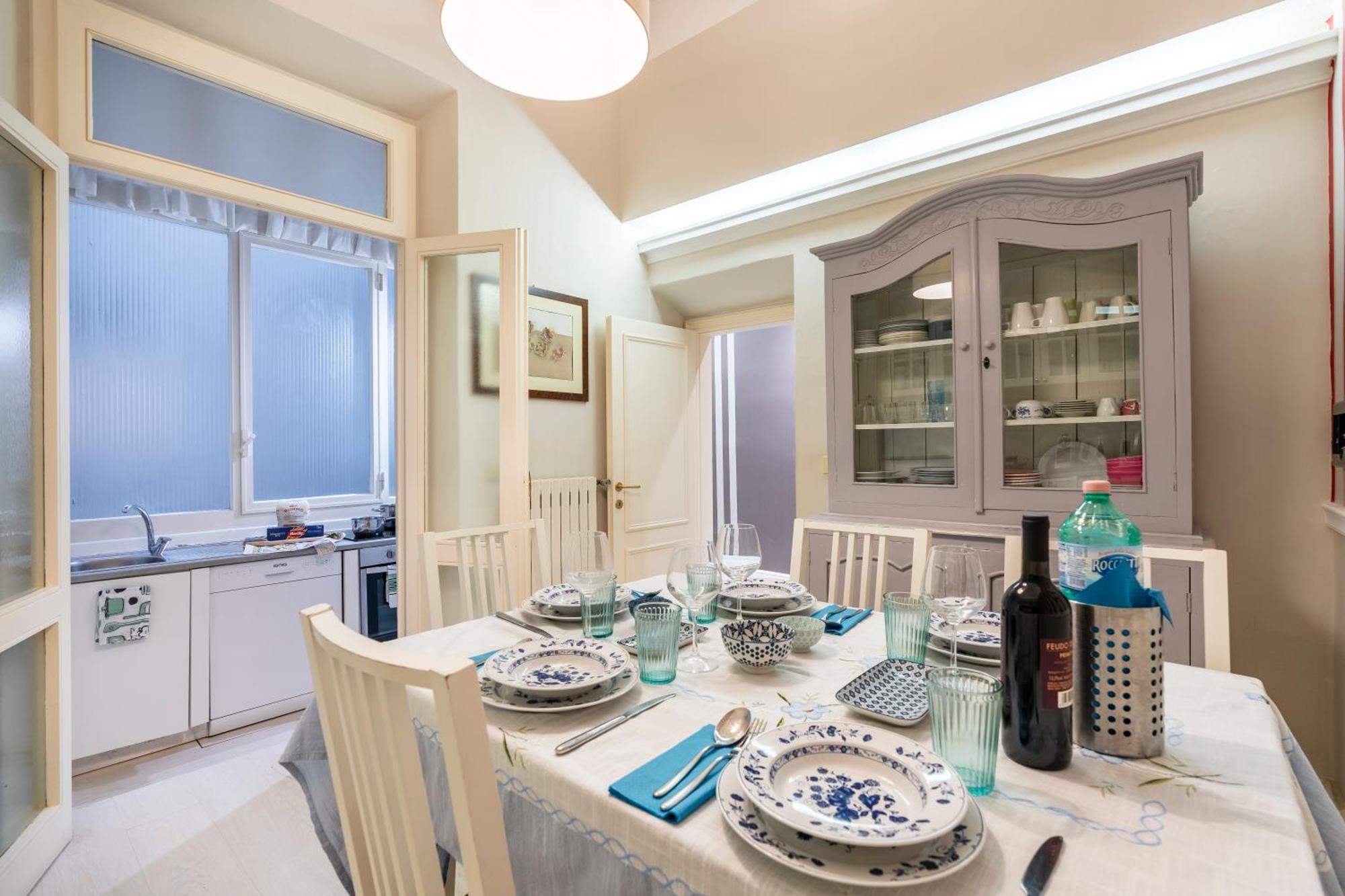 Apartamento Historic Borgo Ognissanti, 8 Florença