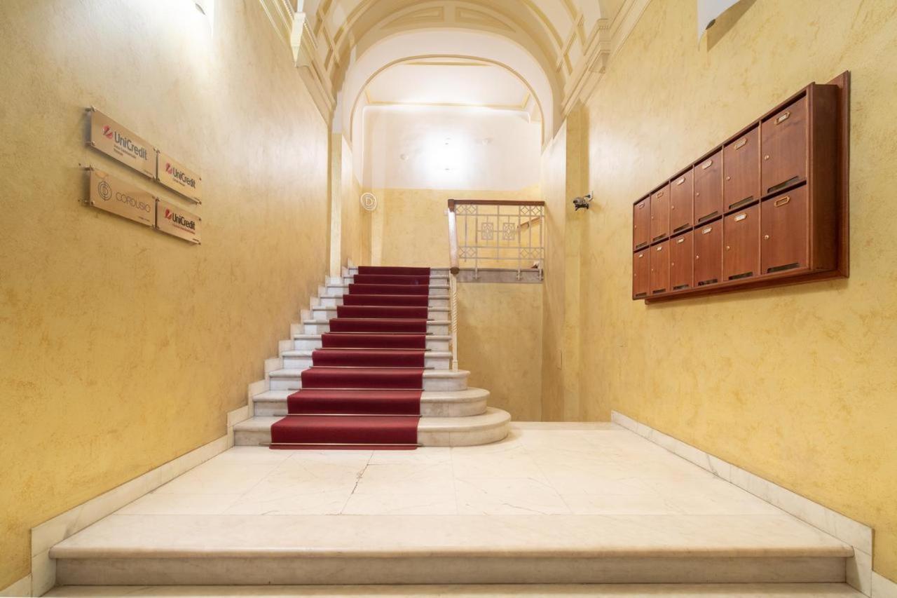 Apartment Stunning & Luxurious 1br 1 Min Walk By Duomo *