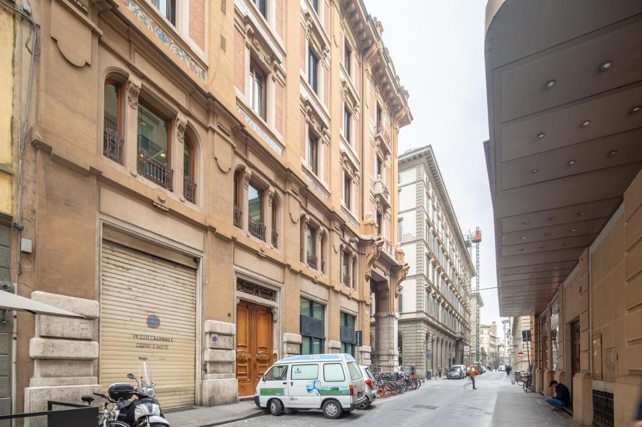 Apartment Stunning & Luxurious 1br 1 Min Walk By Duomo