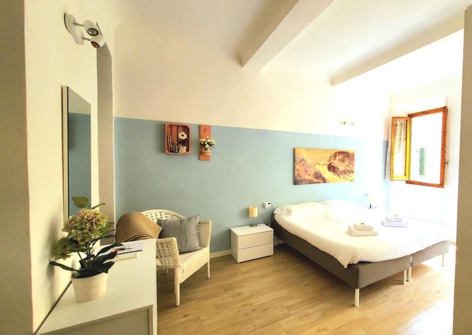 Macci Sweet Florence