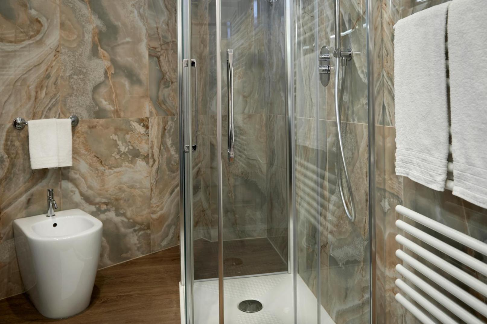 Aparthotel Leopoldo Florence
