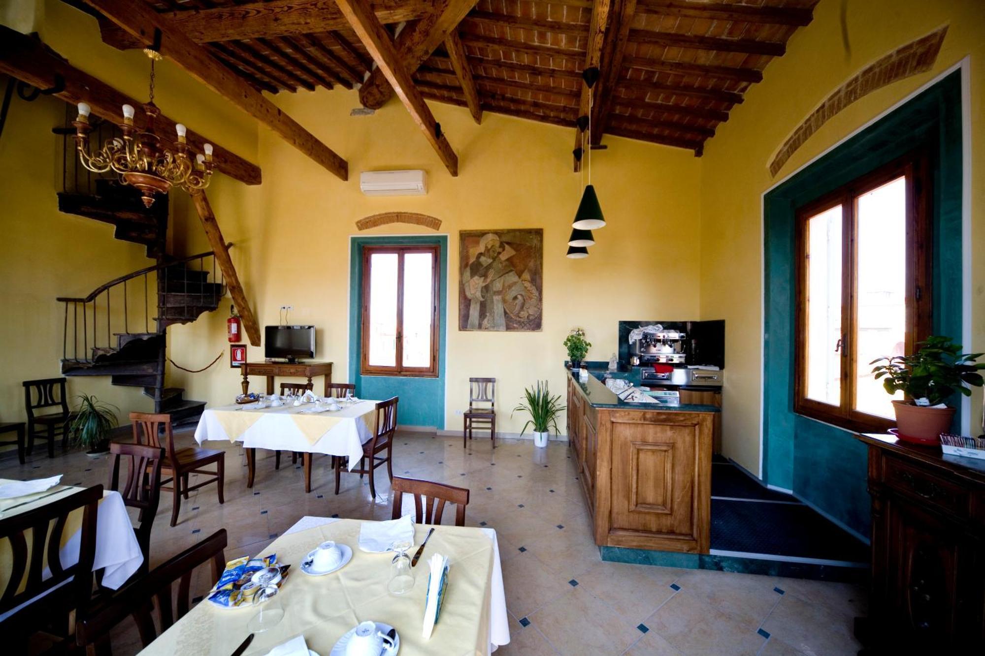 Hotel Merlini