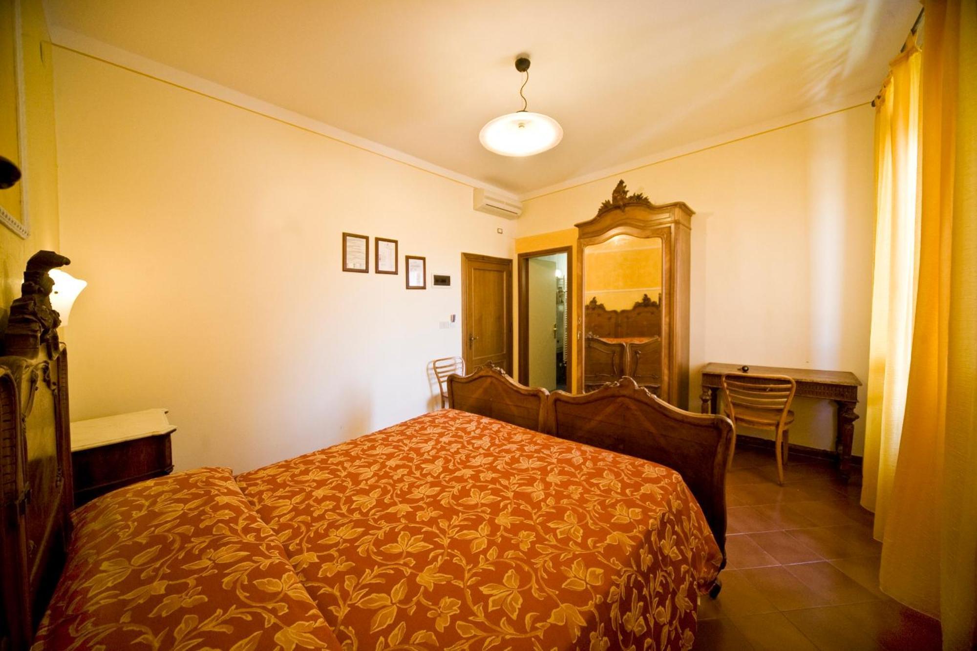 Hotel Merlini