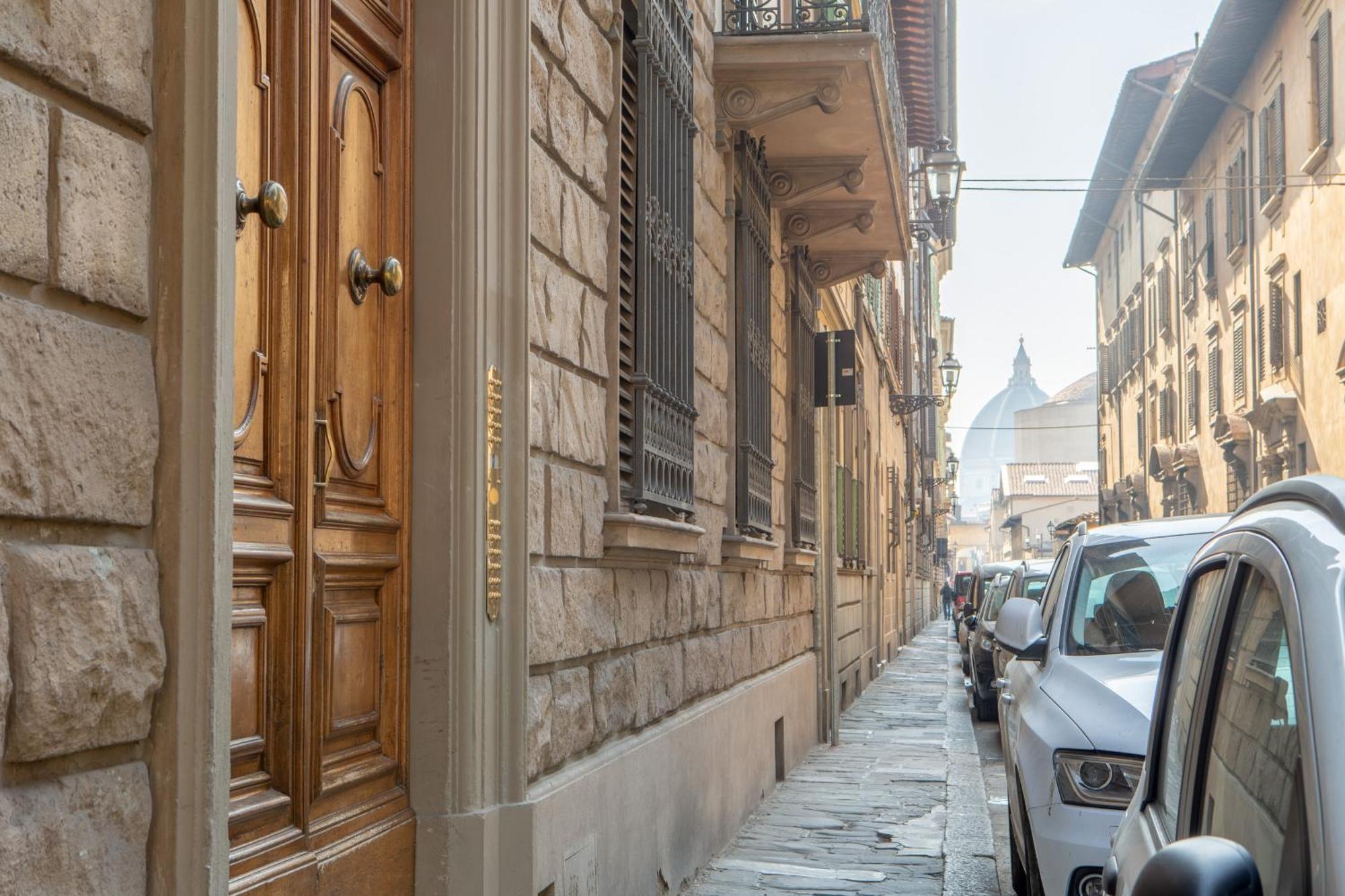 Apartment Capponi Palace Florence