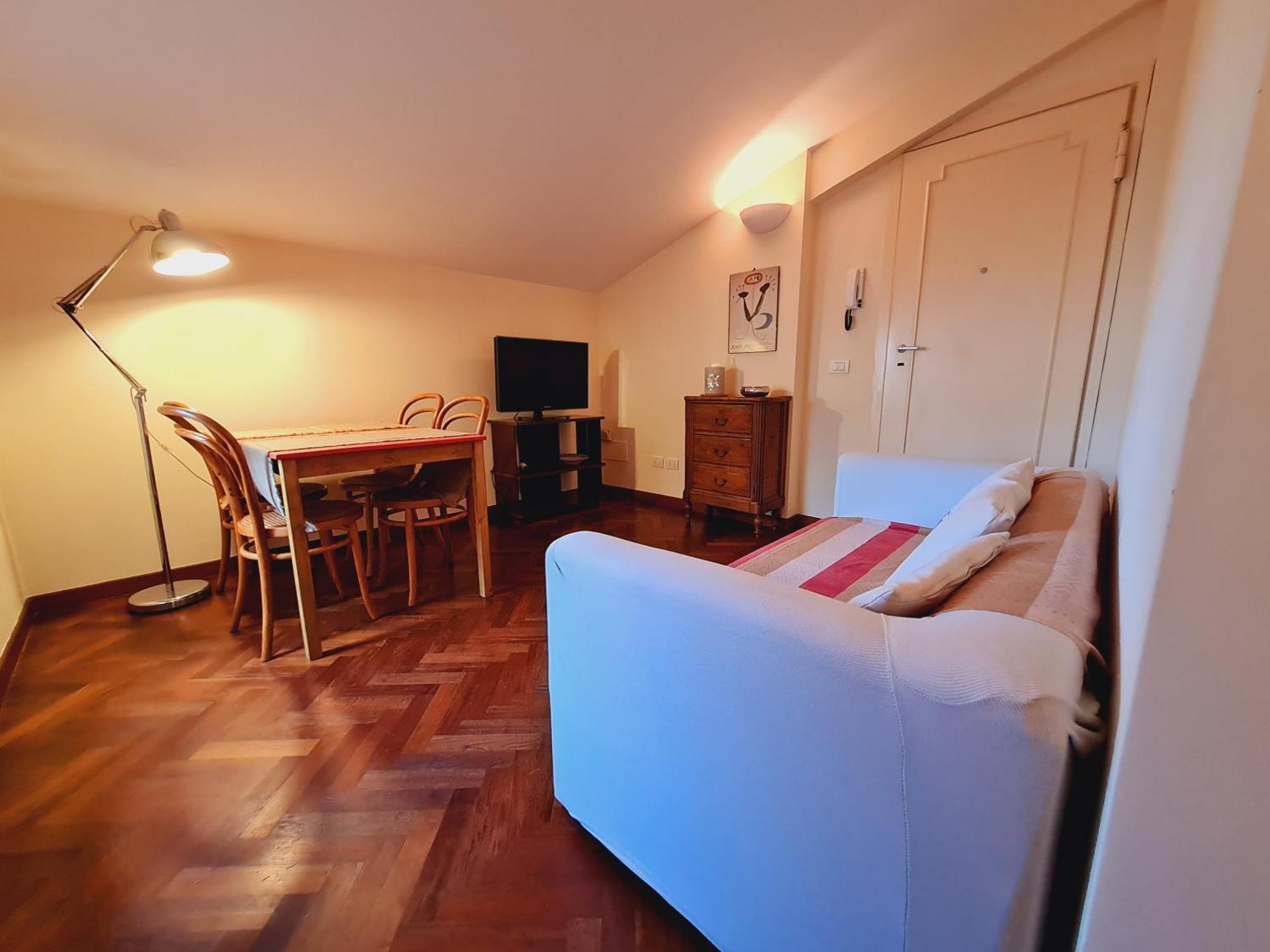 Apartamento Mansarda Luminosa E Confortevole