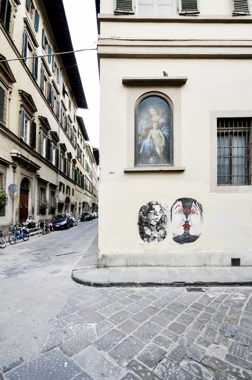 Uffizi Apartment *