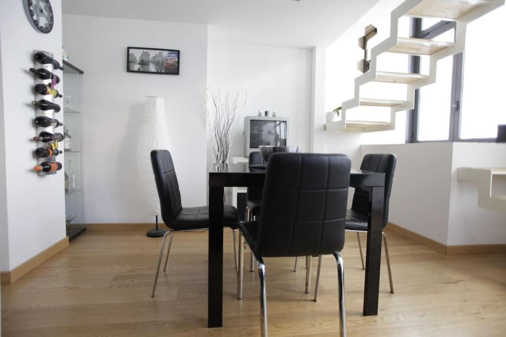 Apartment Modernity In Florenz