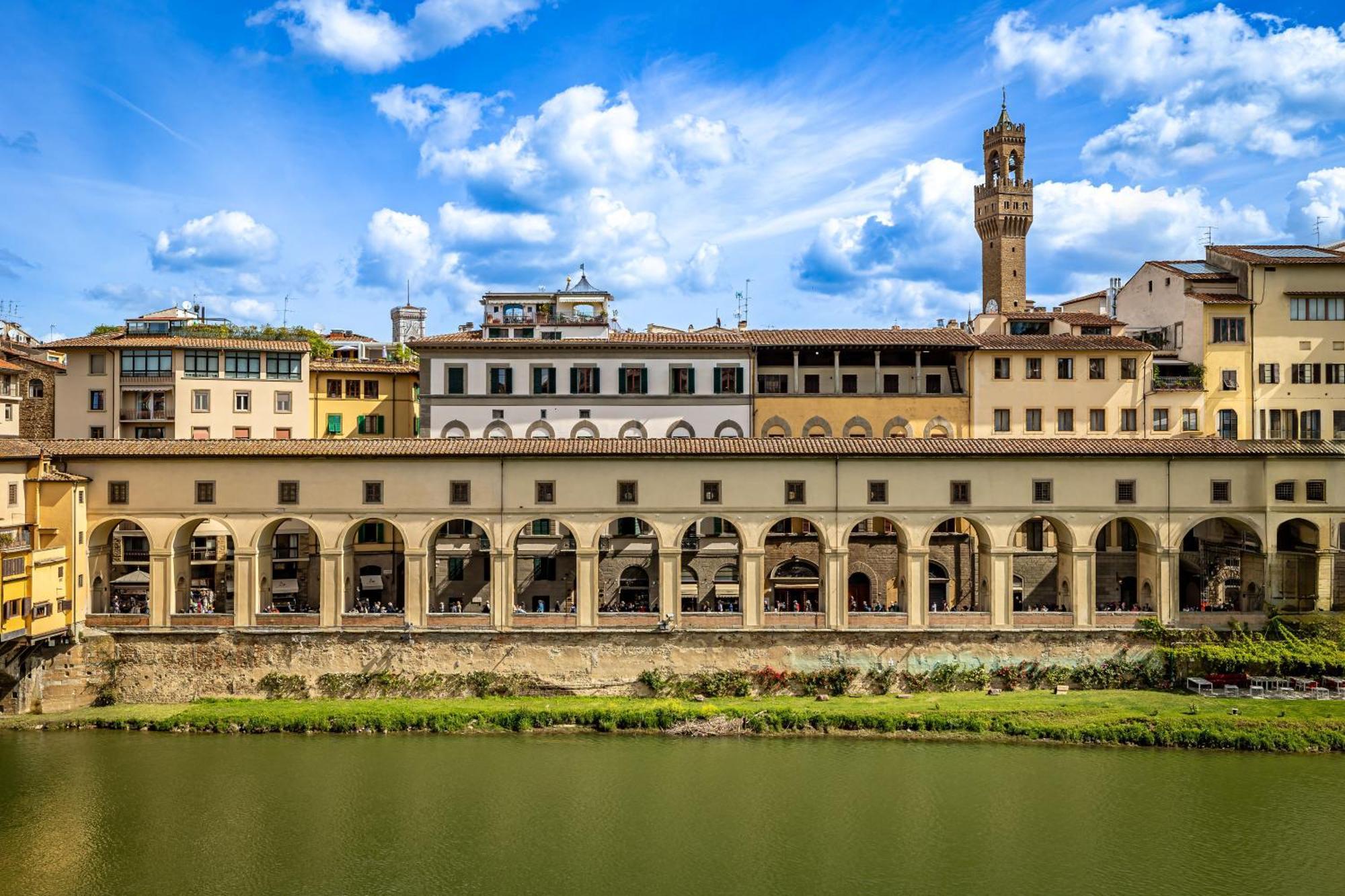 Apartment Yd Balcony On Pontevecchio View *
