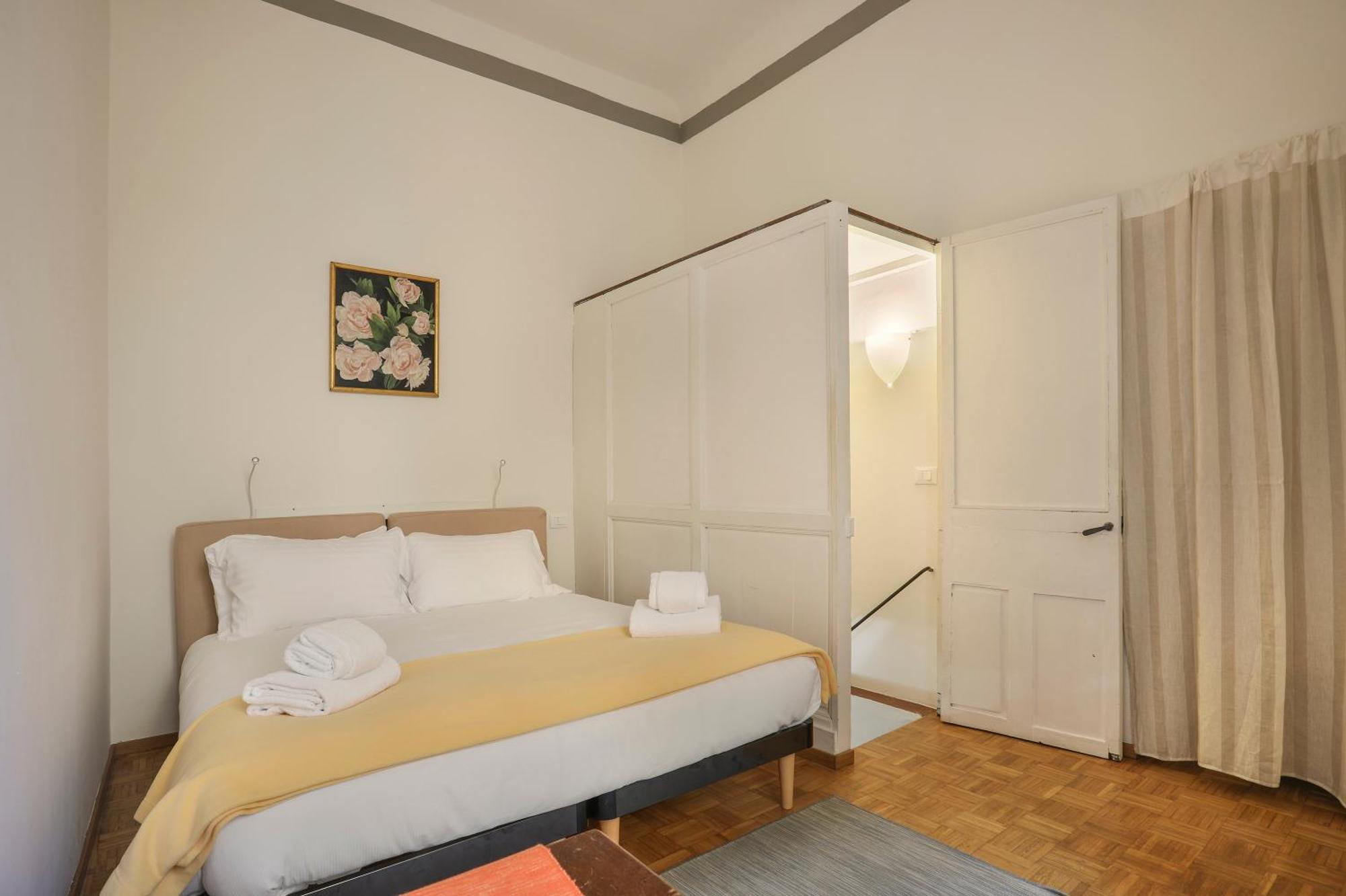 Apartment Pandolfini Courtyard