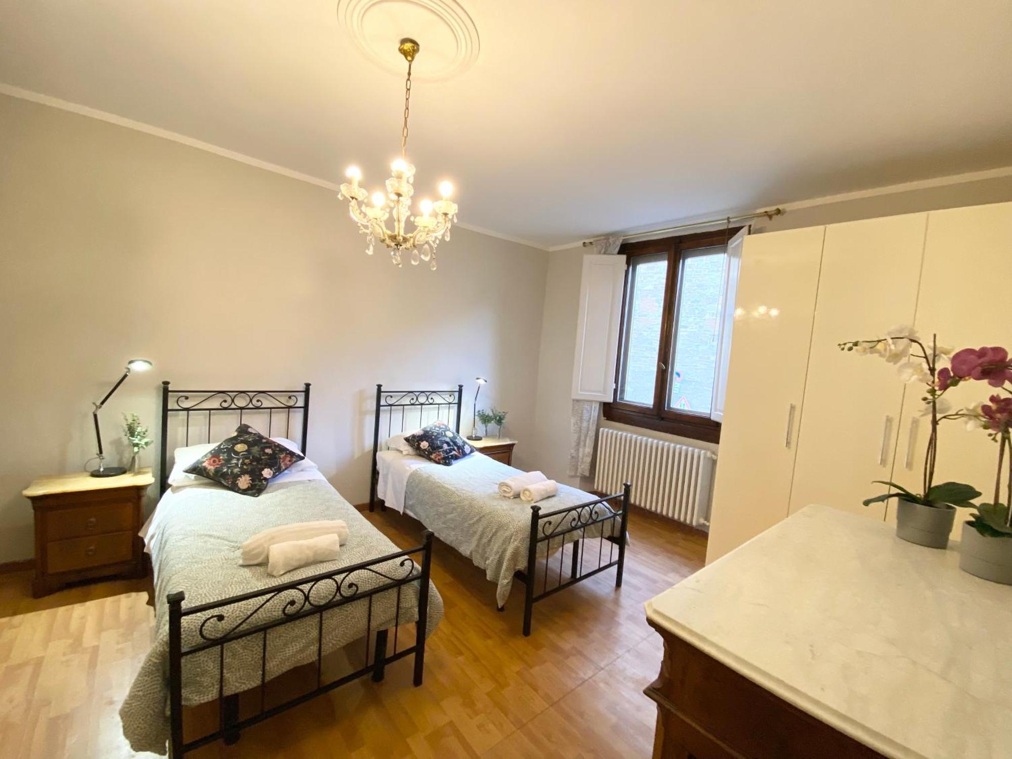 Magnoli 2 S Florence