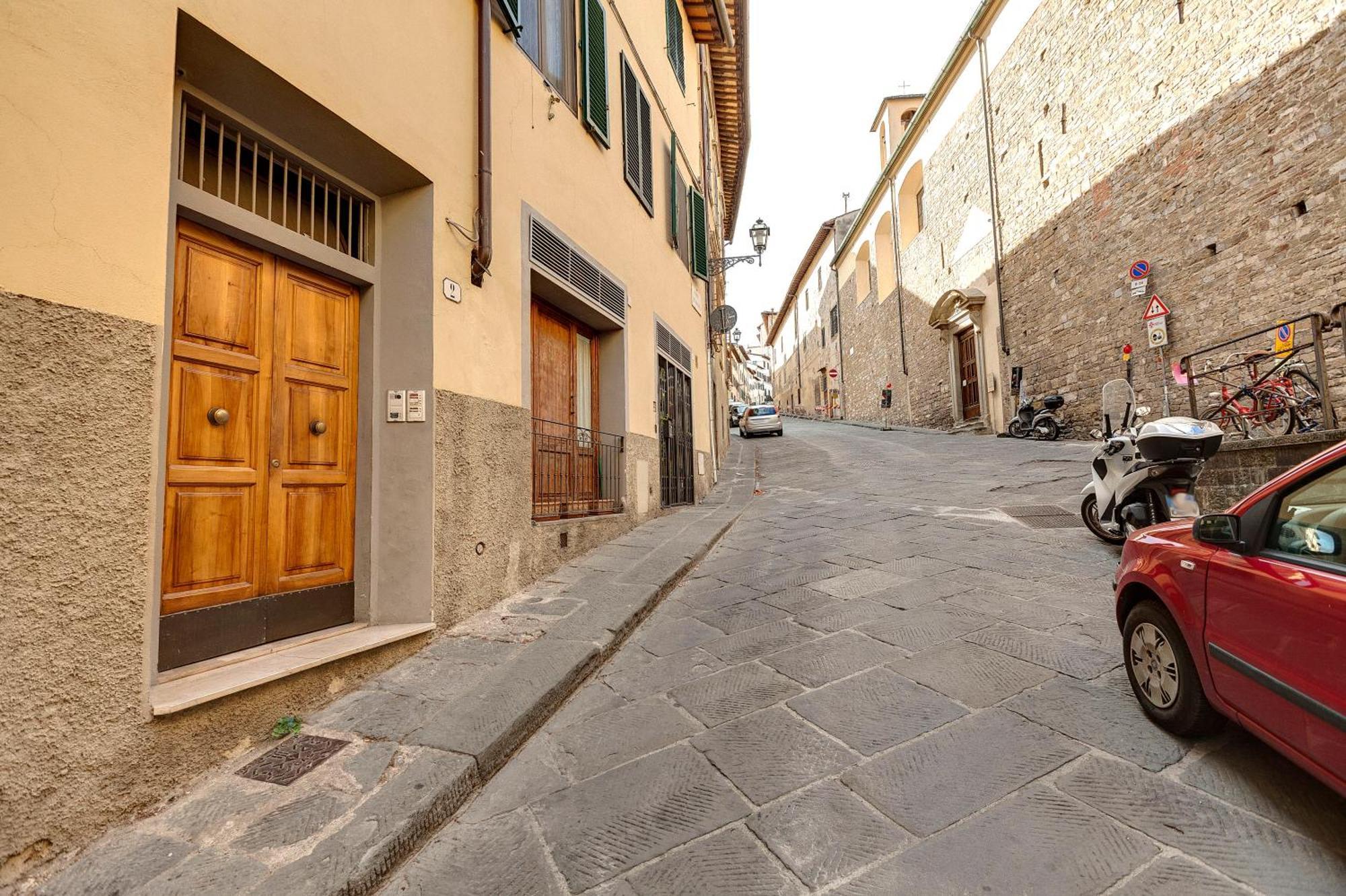 Magnoli 2 S * Florence