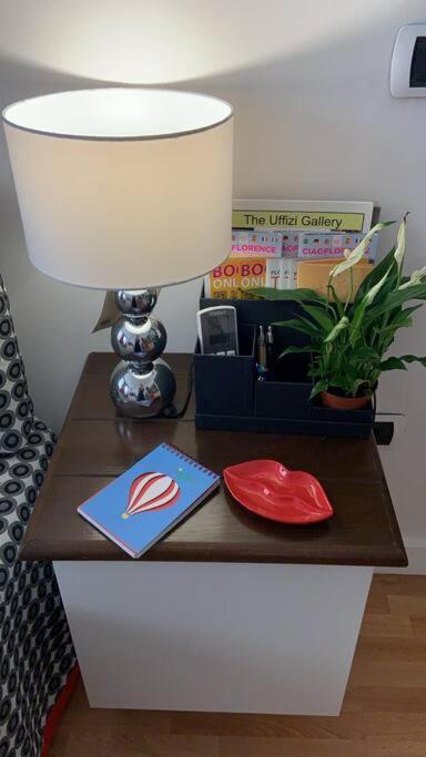 Apartment 5 Min Dagli Uffizi Wifi Confort Florenz