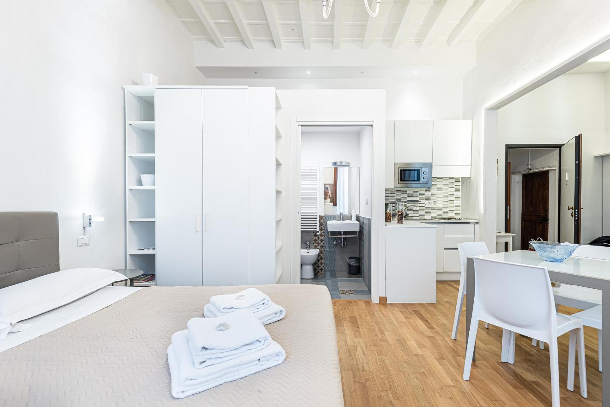 Emanuele's House Apartment