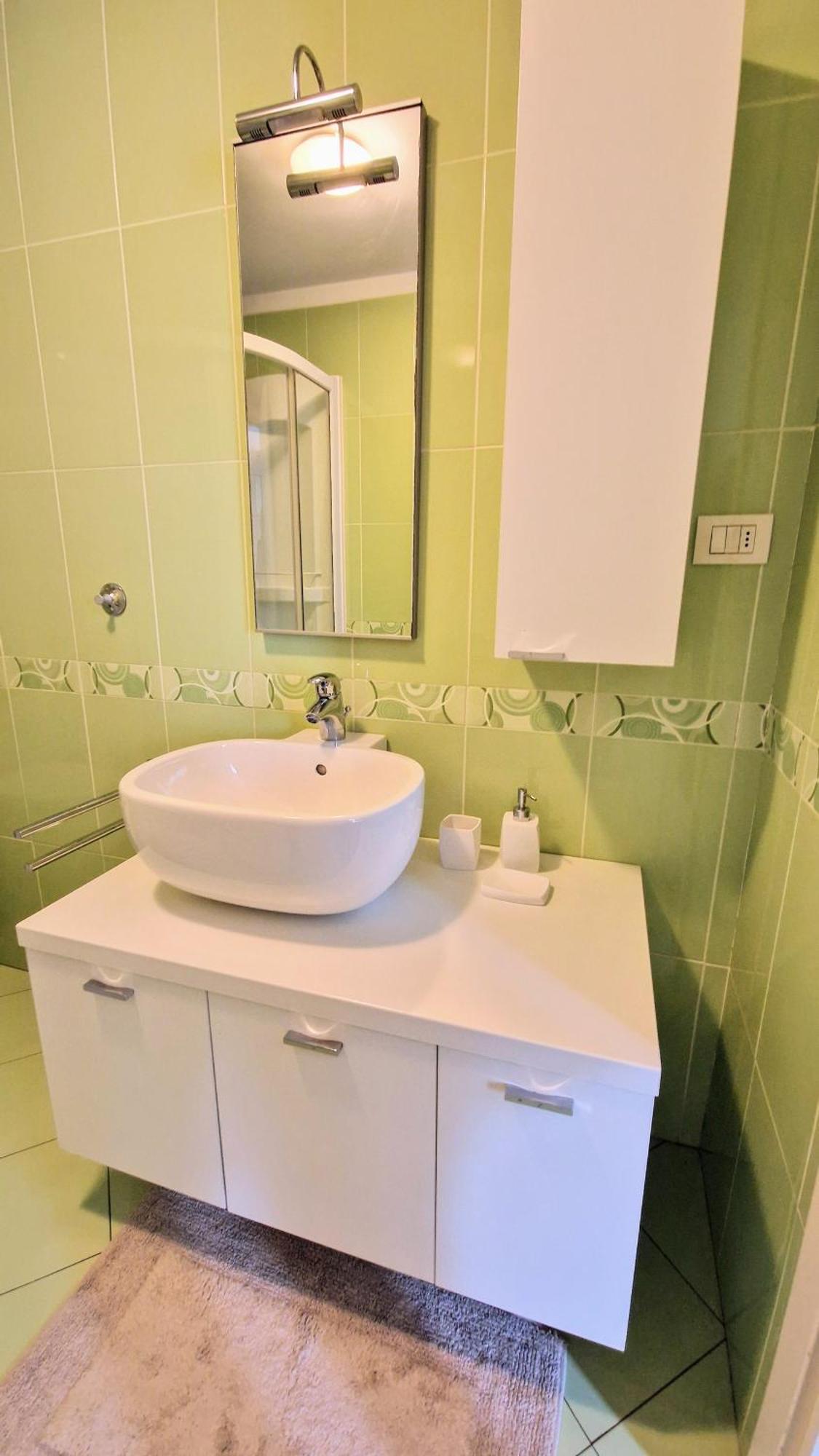 Dolcenido Meyer Apartment