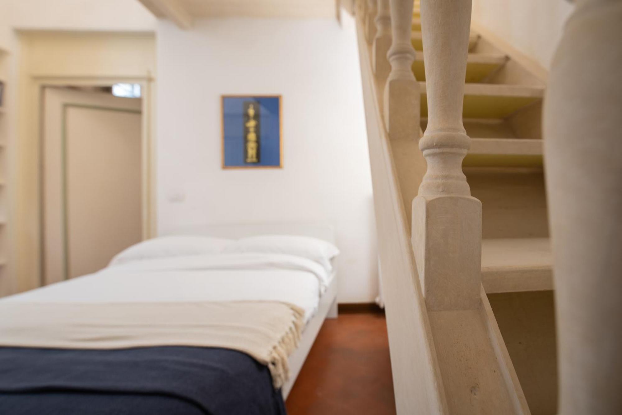 Santo Spirito Frescoed 6 Sleeps Appartement *