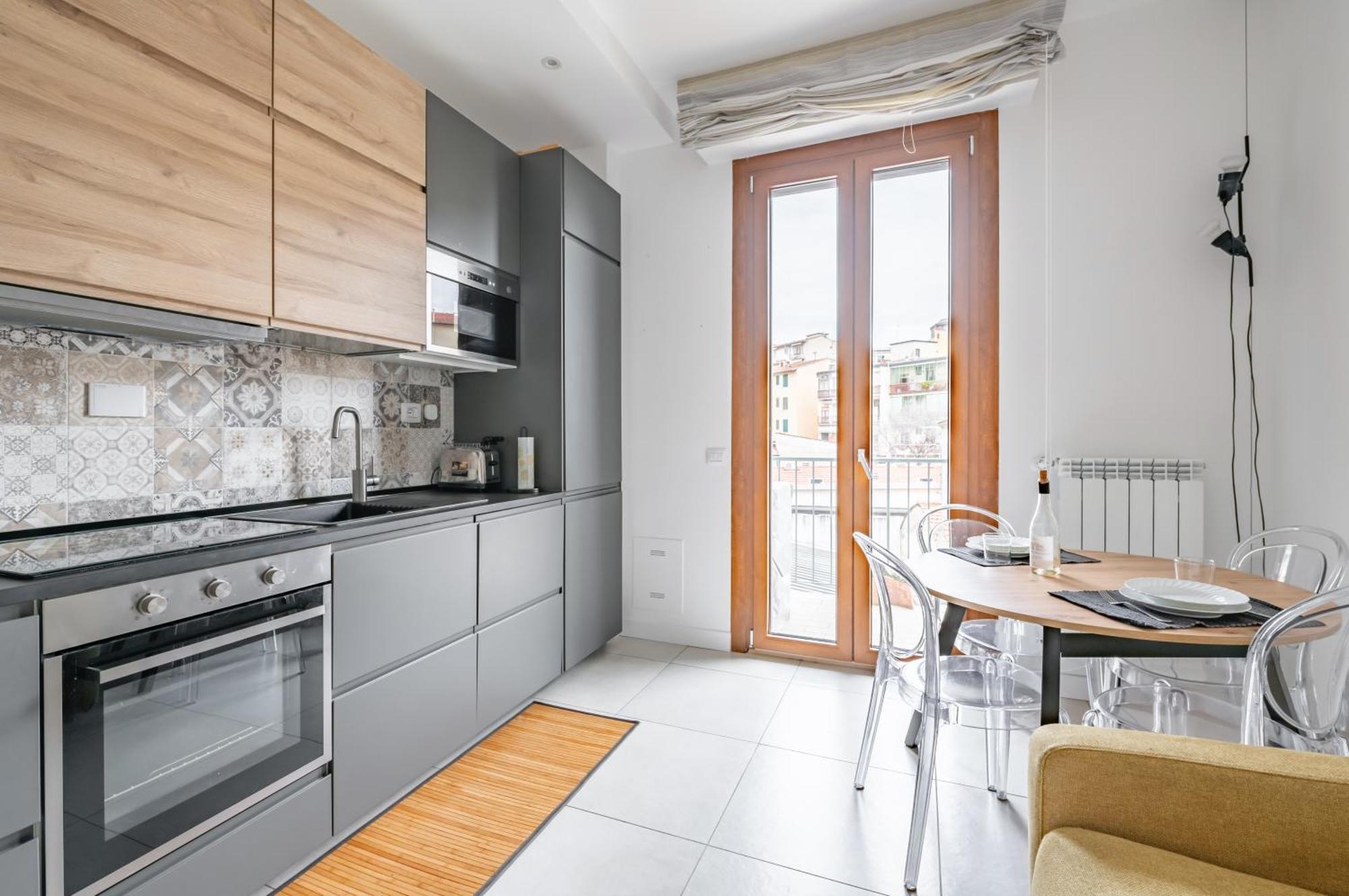 Maragliano And San Jacopino Flat With Balcony * Florenz