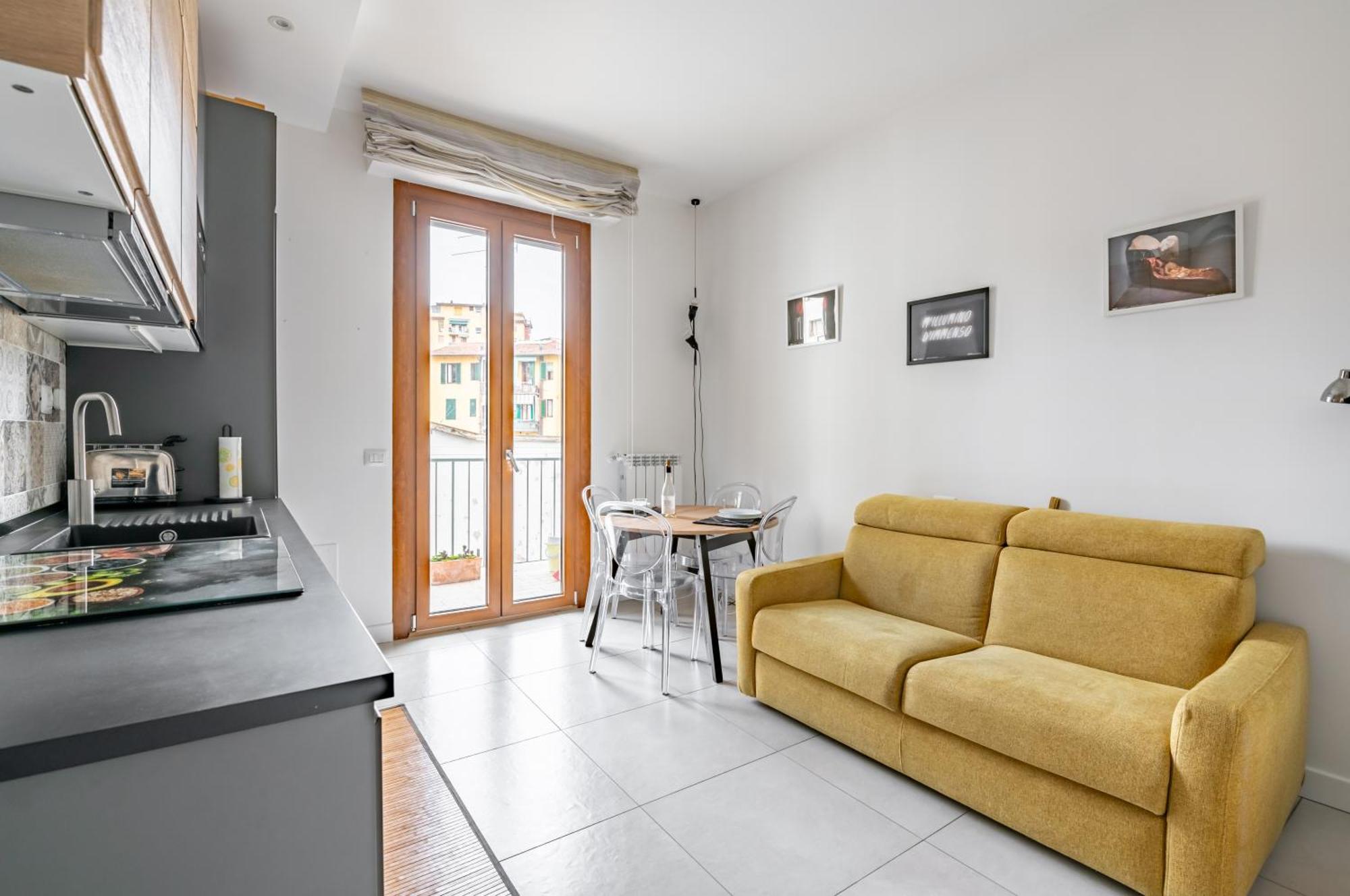 Maragliano And San Jacopino Flat With Balcony Florença