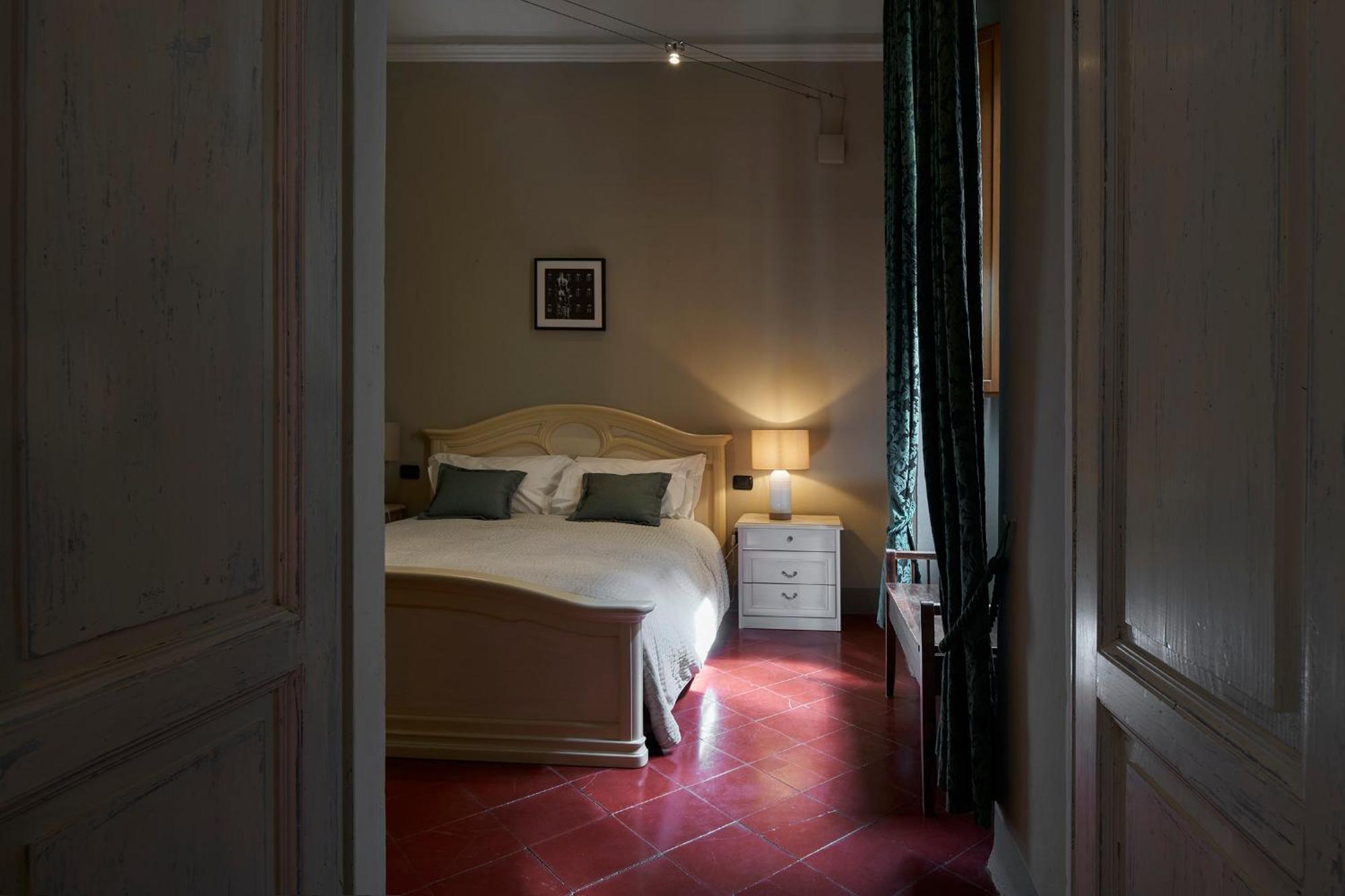 Appartement Charming & Authentic 1br In Historic Center, Near The Duomo *