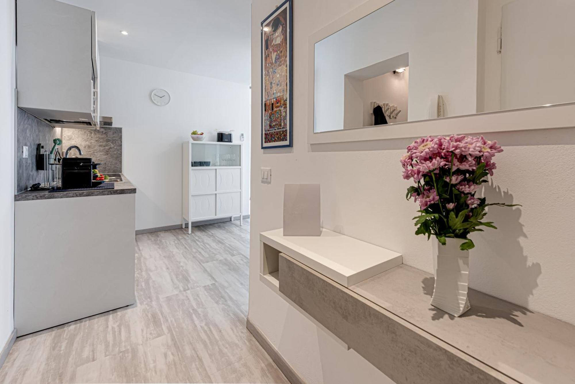 Apartment Frullhouse - Sweet Dreams In *