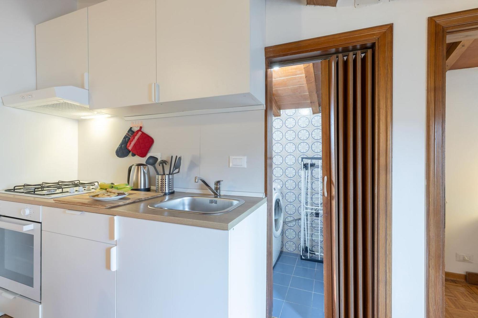 Apartment Lovely Suite-hosted By Sweetstay *