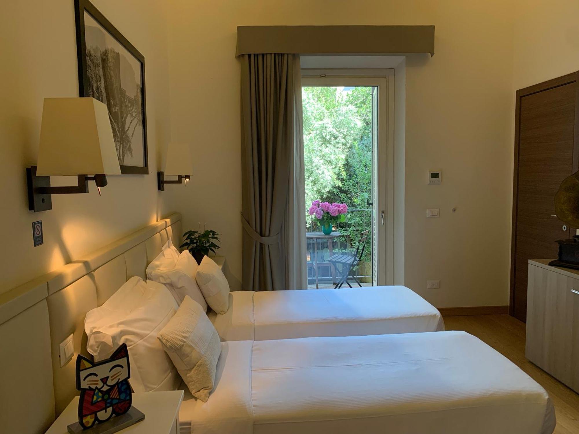 Art Aparthotel 3*