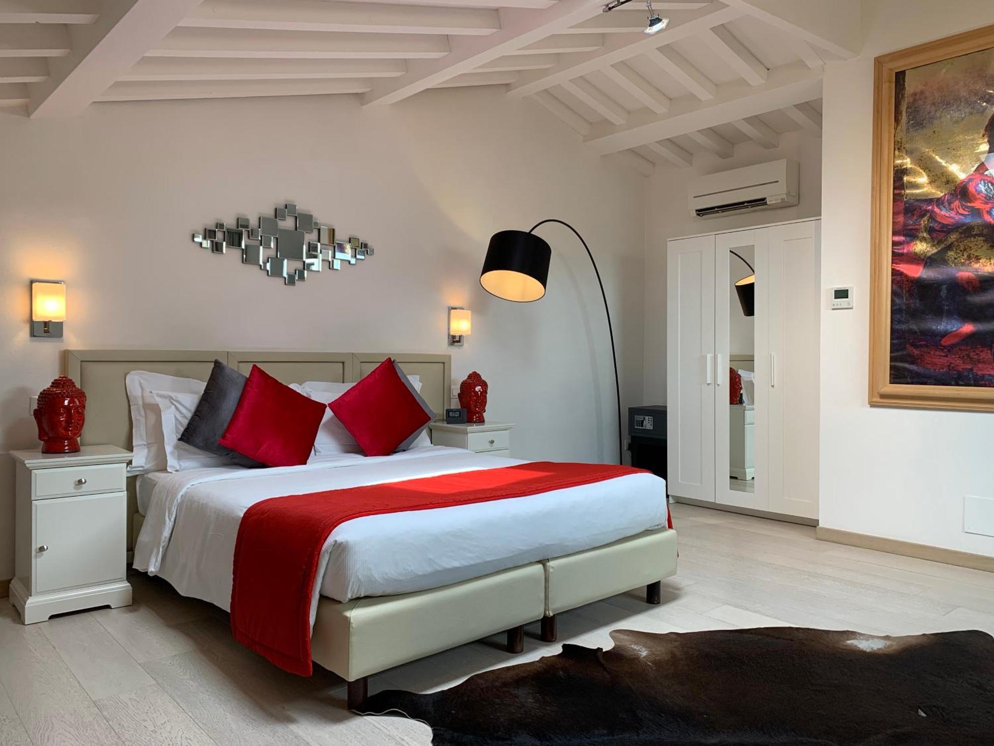 Aparthotel Art 3*