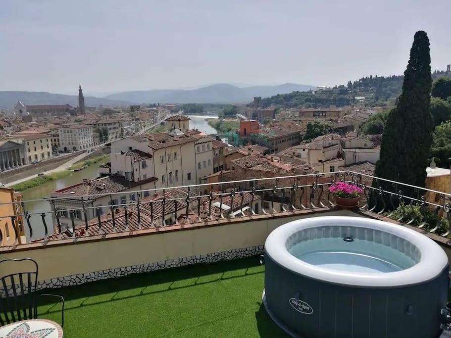 Appartement Rooftop Apt - Jacuzzi & Panoramic View