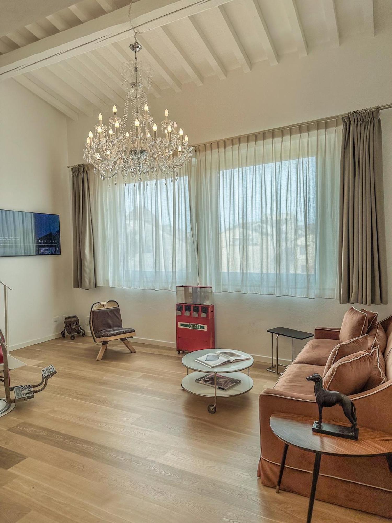 Aparthotel Art