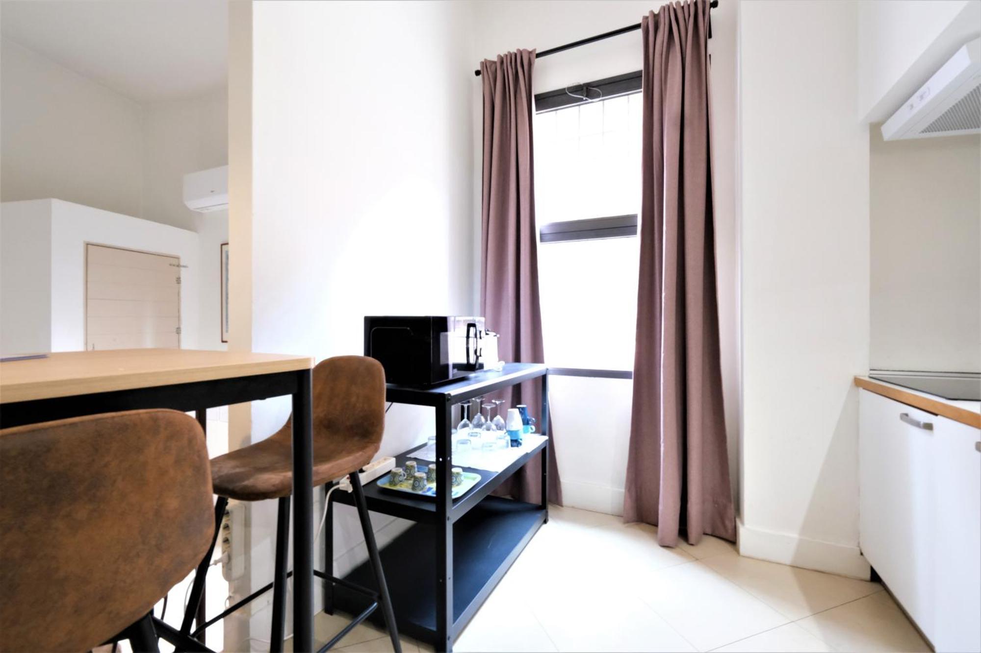 Wine Amarone Apartment Florence
