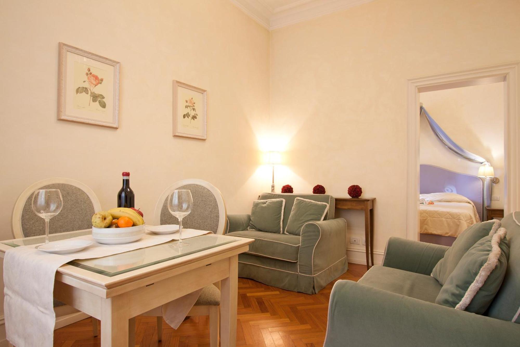 Serristori Palace Aparthotel 2*