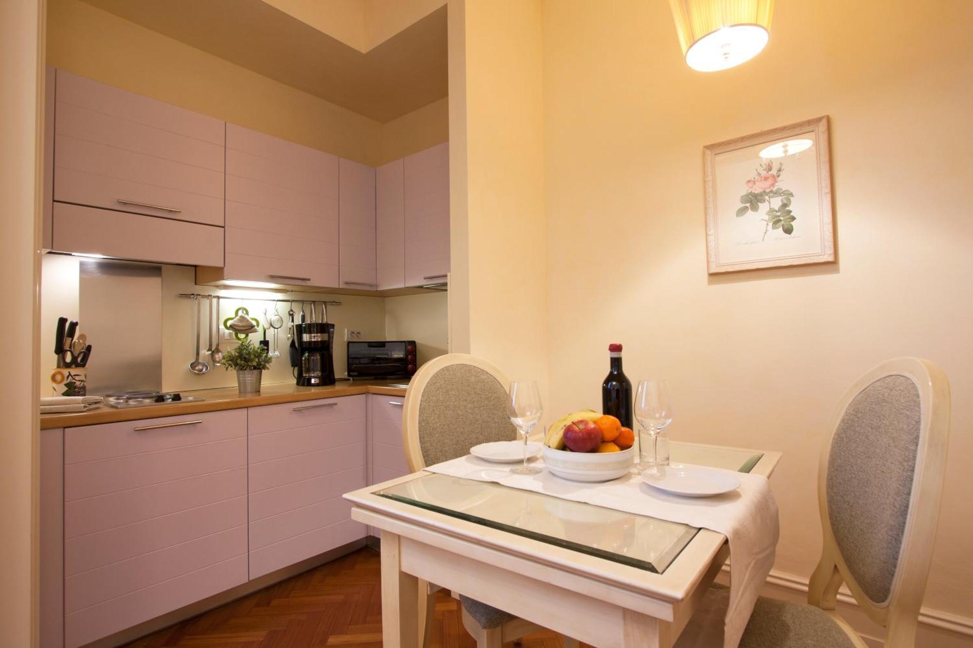 Serristori Palace Aparthotel
