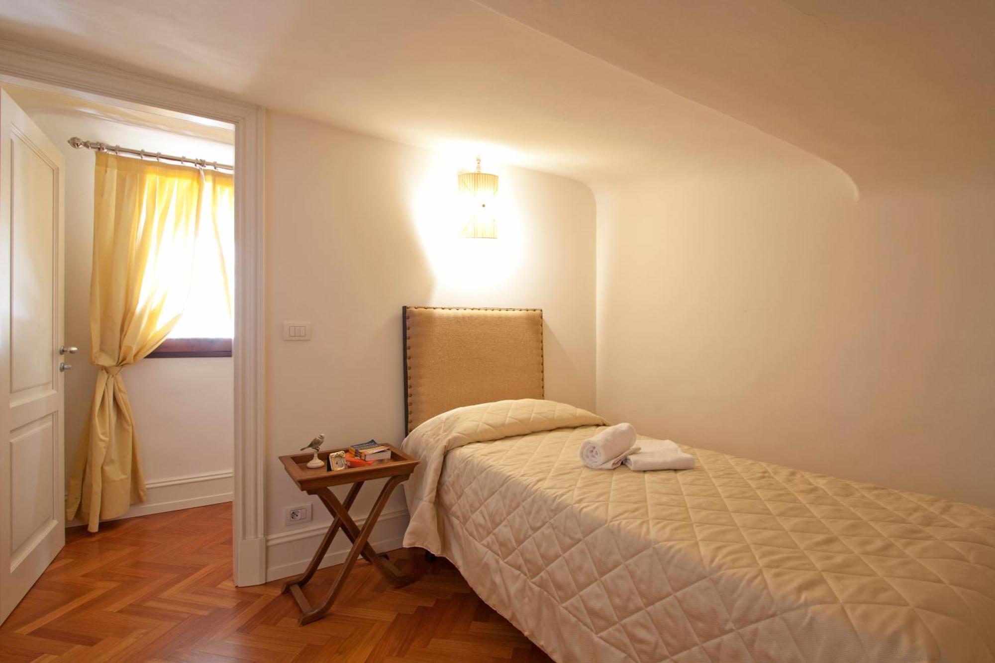Aparthotel Serristori Palace