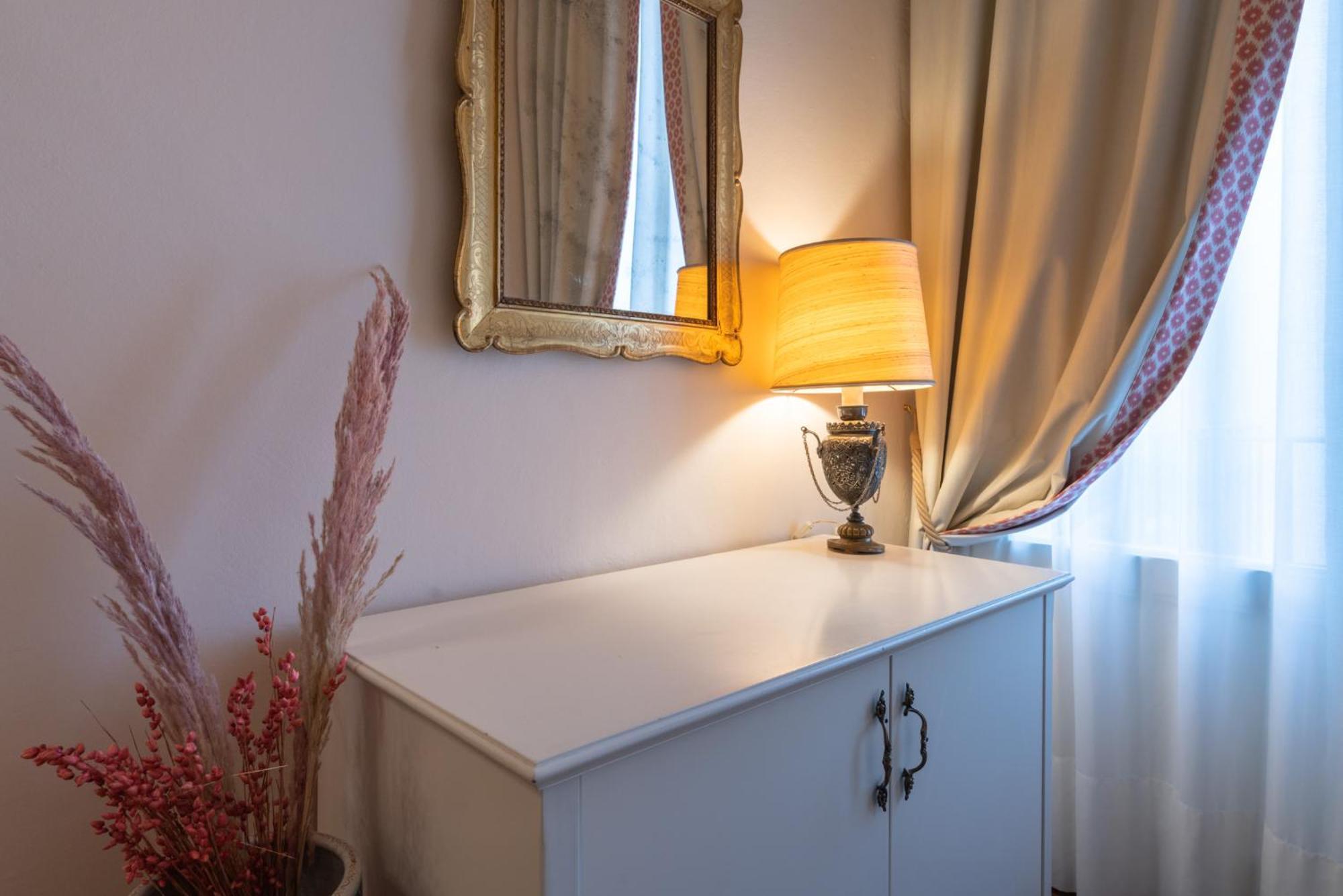 Residenza Del Borgo Affittacamere Firenze
