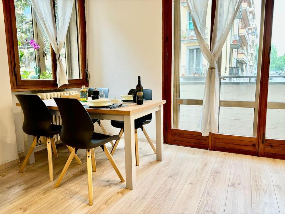 Appartement Show Me 2 Bedroom Duomo & Airport Tram *