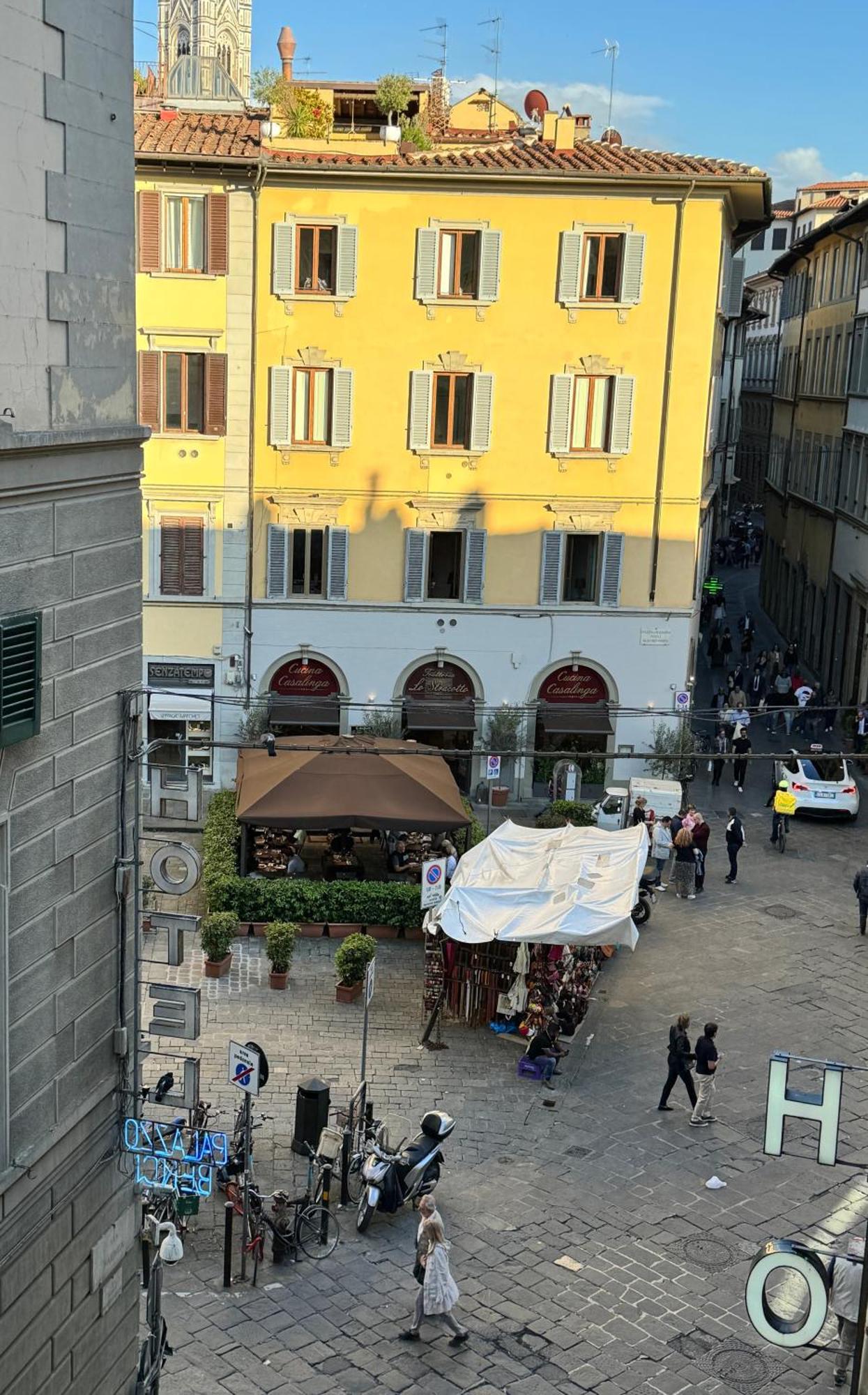 La Finestra Su San Lorenzo * Florence