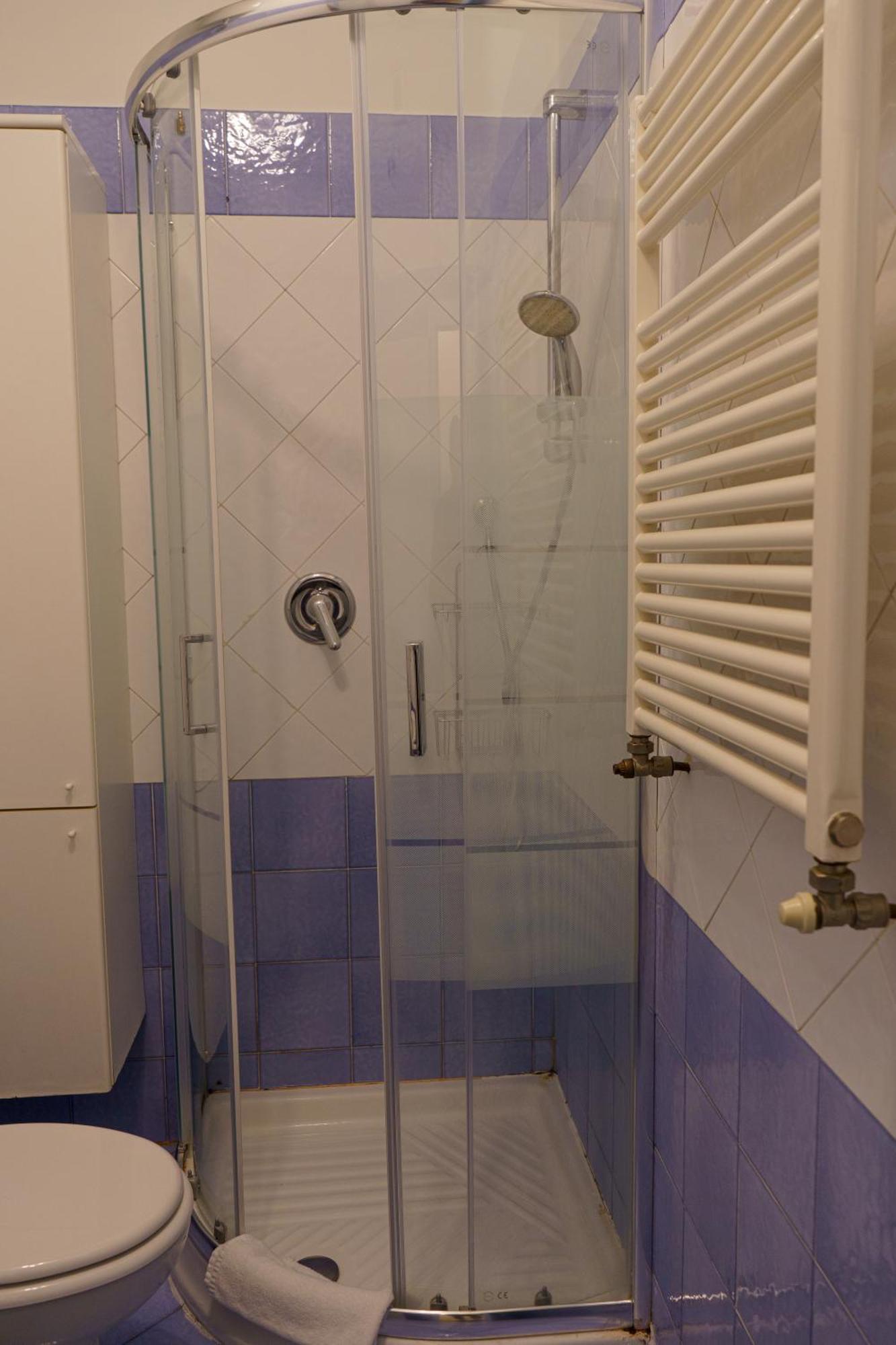 1 Bedroom In The Center Apartment Florenz