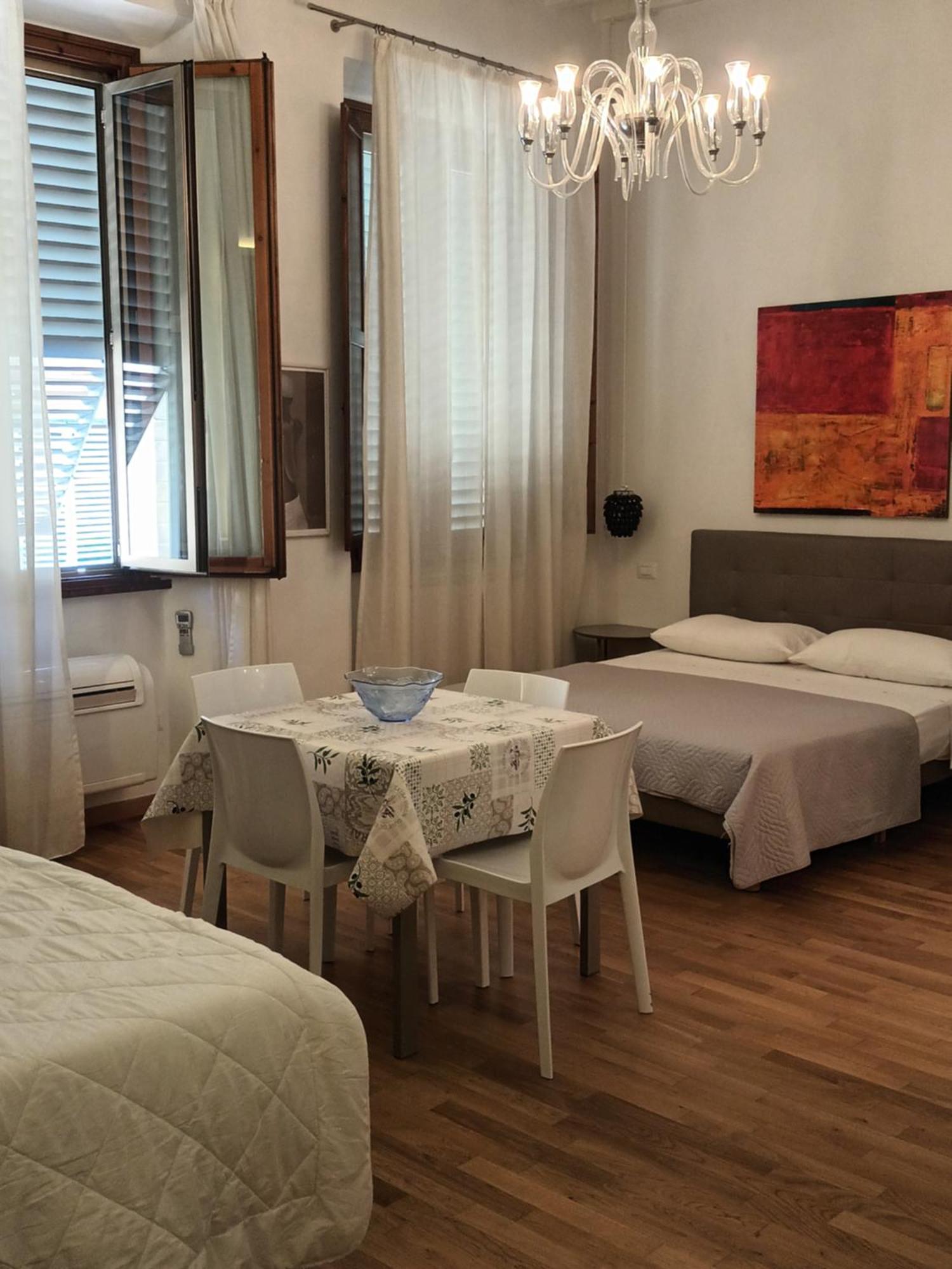 Emanuele's House Apartment
