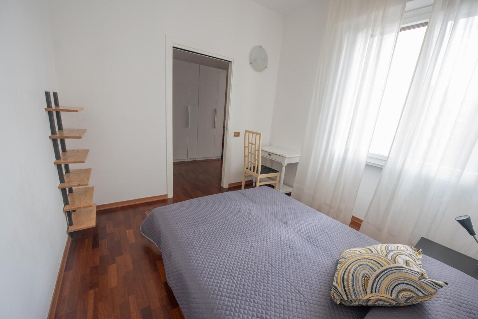 Apartment Artisti, Cozy Flat In Florence