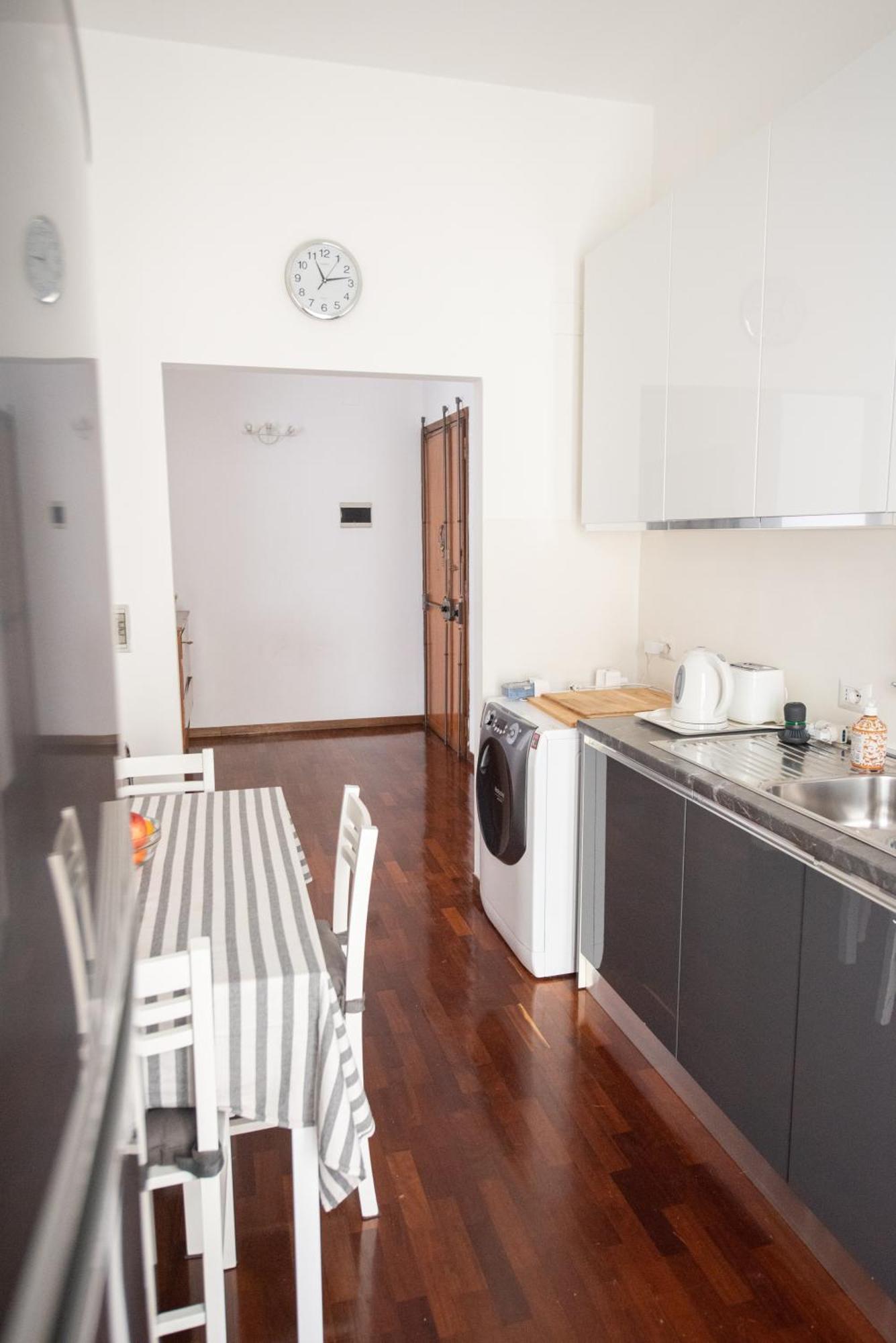 Artisti, Cozy Flat In * Florence