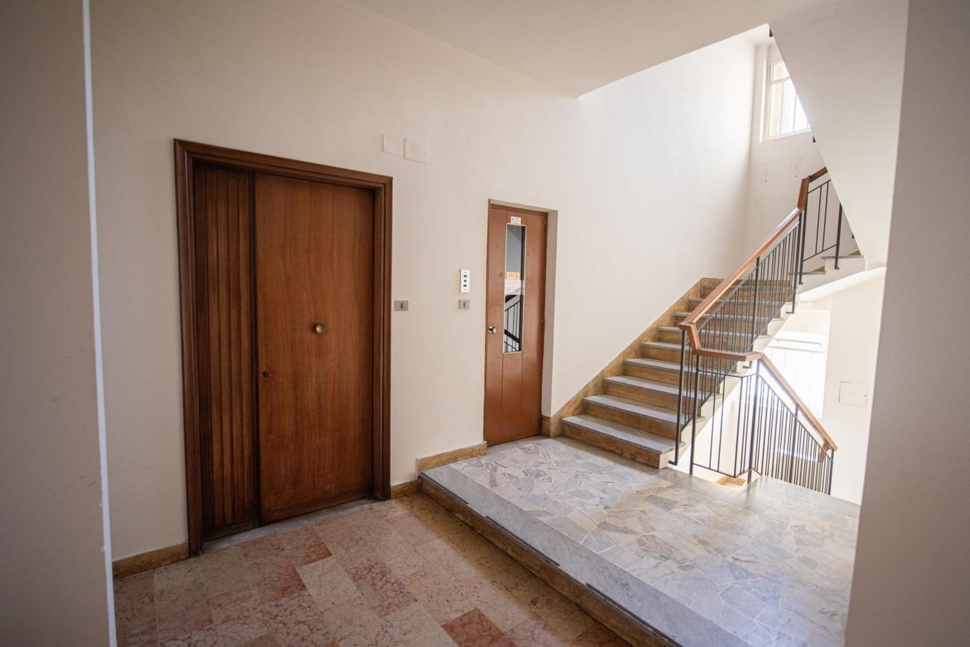 Apartment Artisti, Cozy Flat In Florence