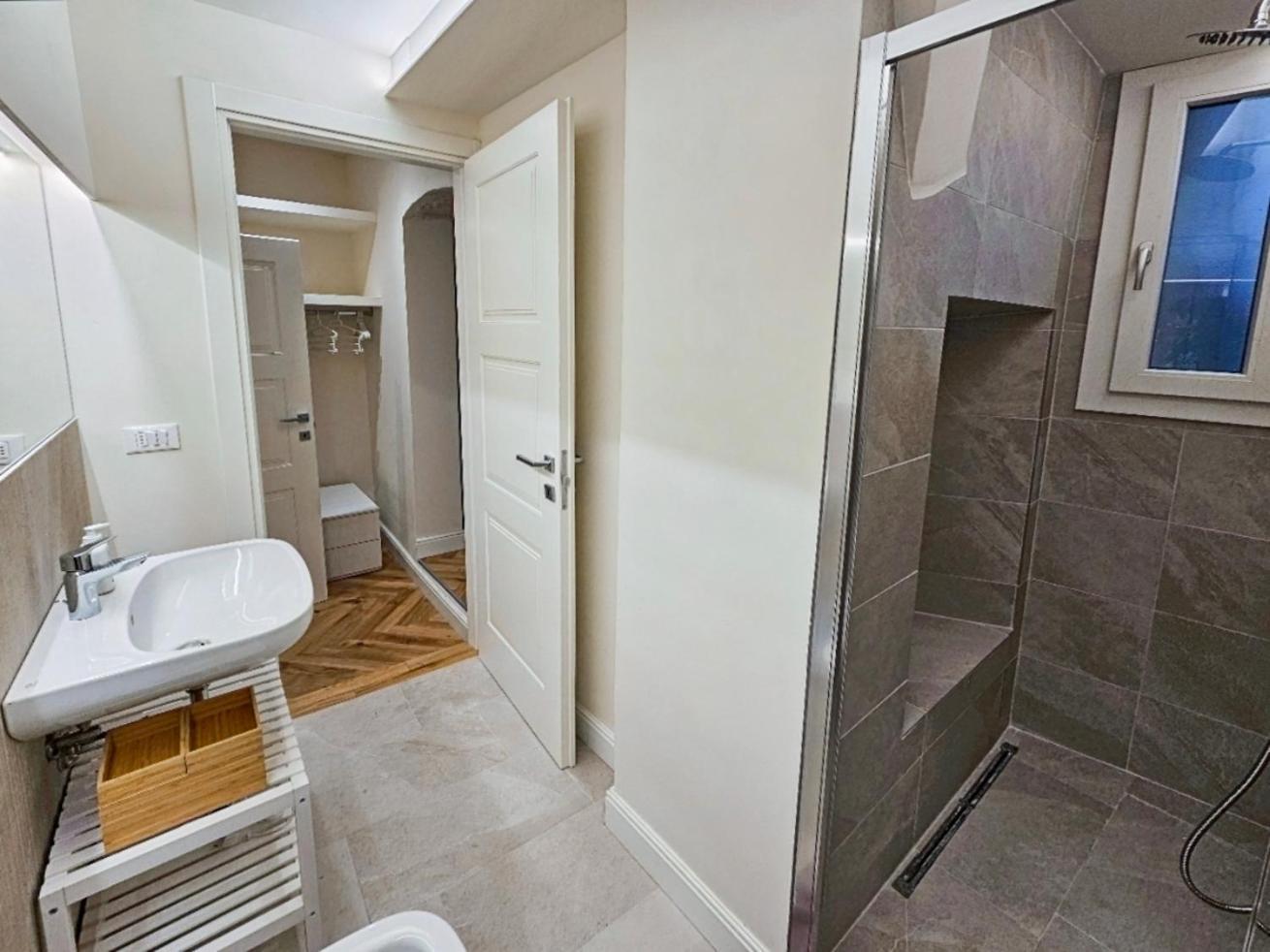Apartamento Centralissimo Due Passi Dal Duomo Per Gruppi Florença