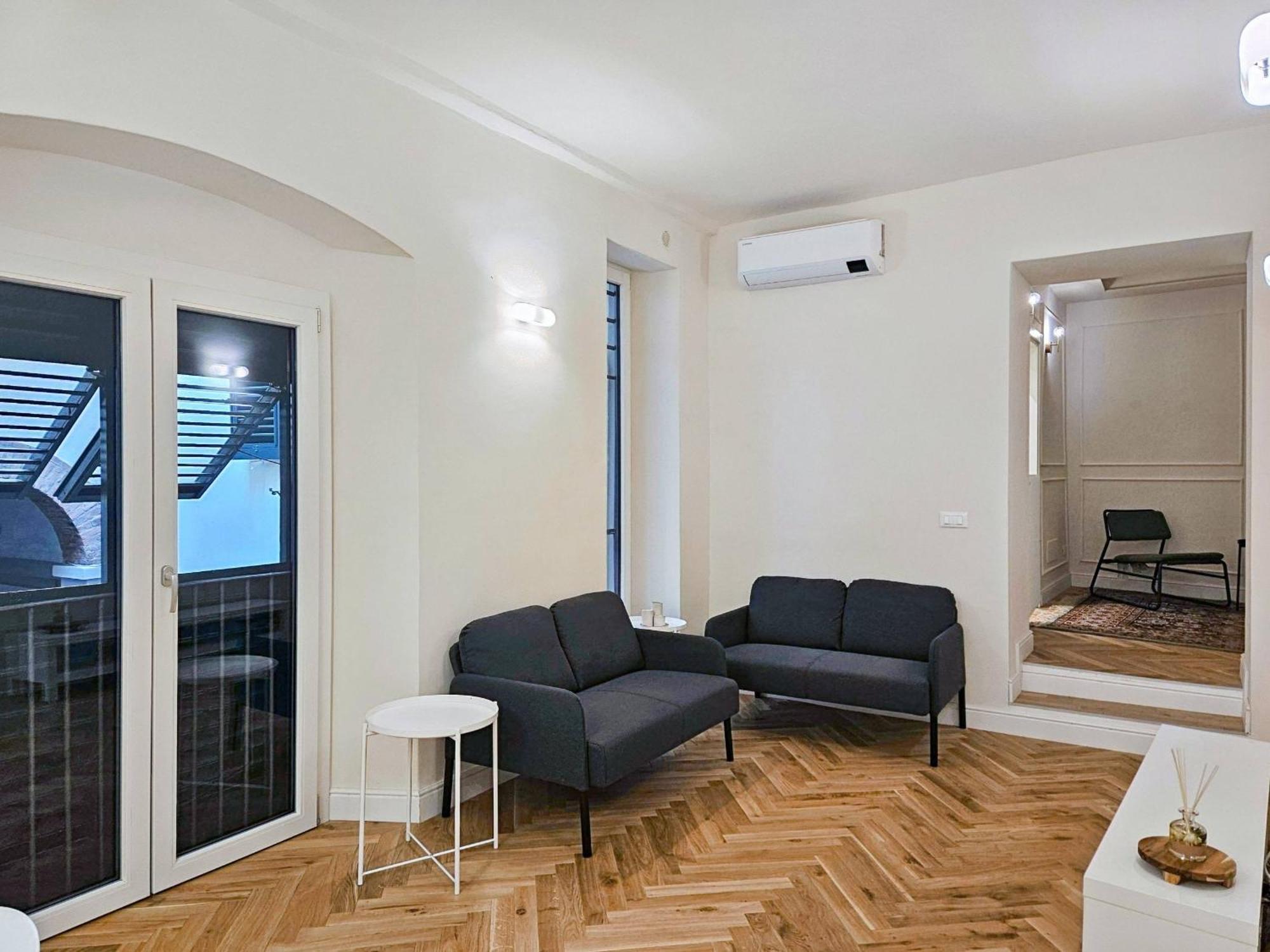 Centralissimo Due Passi Dal Duomo Per Gruppi Apartamento