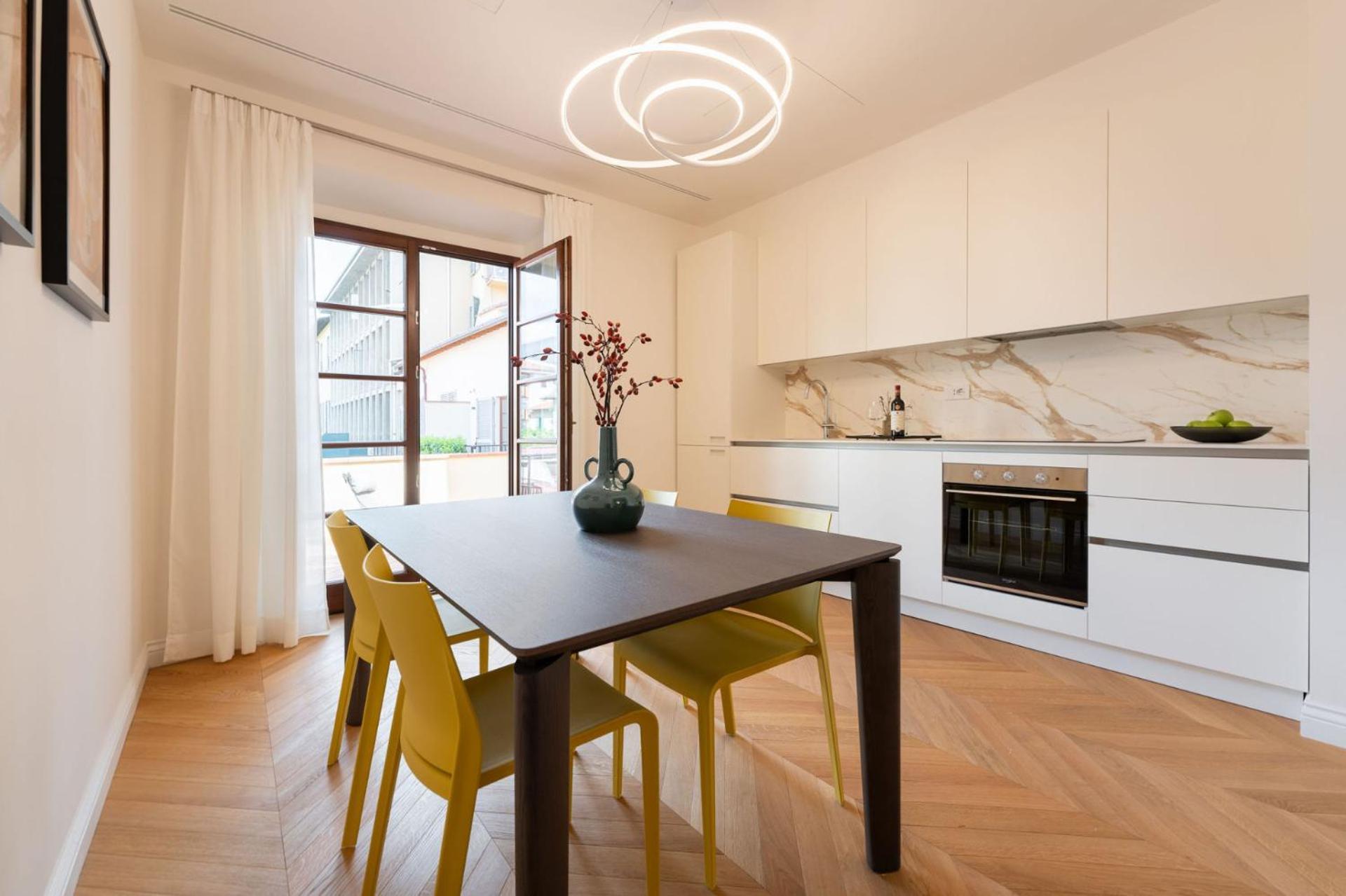 - Modern Florentine Terrace Few Steps From Duomo Appartement Florence