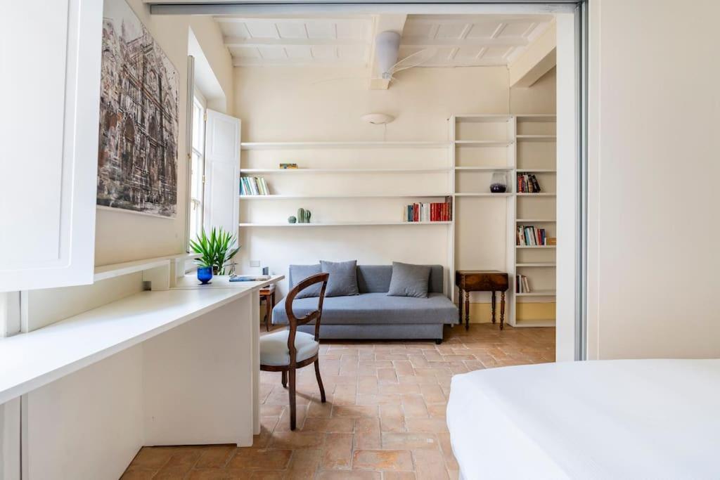 Relax Like Home, Piazza Santa Croce, With Balcony Appartement Florence