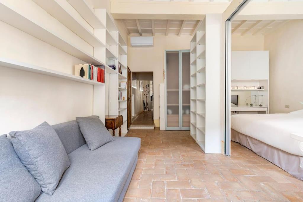 Relax Like Home, Piazza Santa Croce, With Balcony Appartement