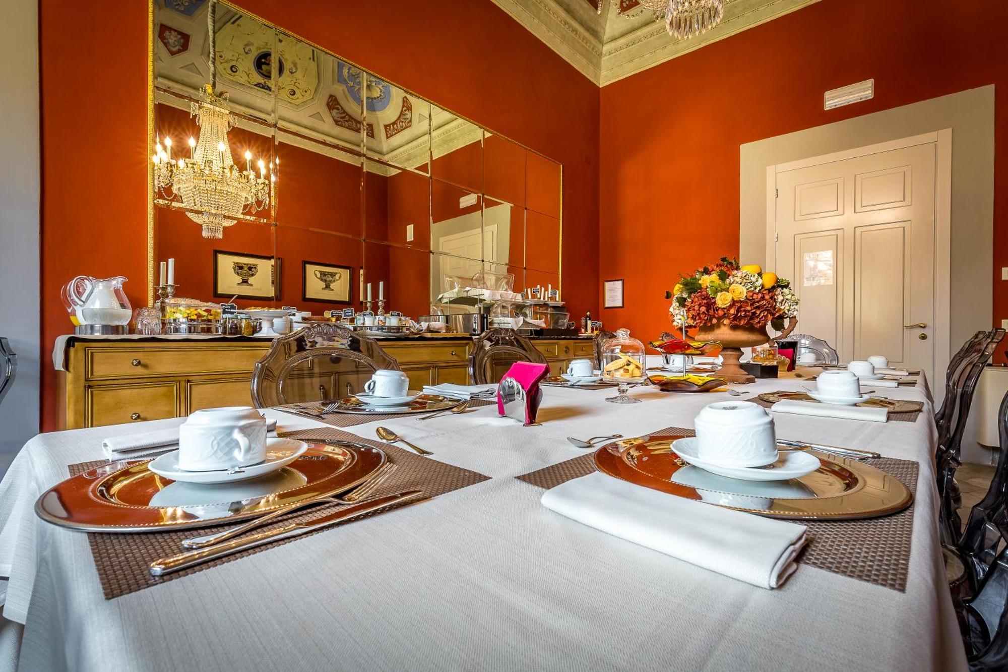 Hotel Palazzo Bianca Cappello Residenza D'epoca 3*