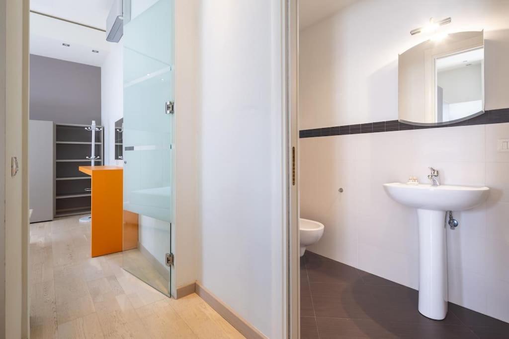 Small & Charming 1-br * Florence