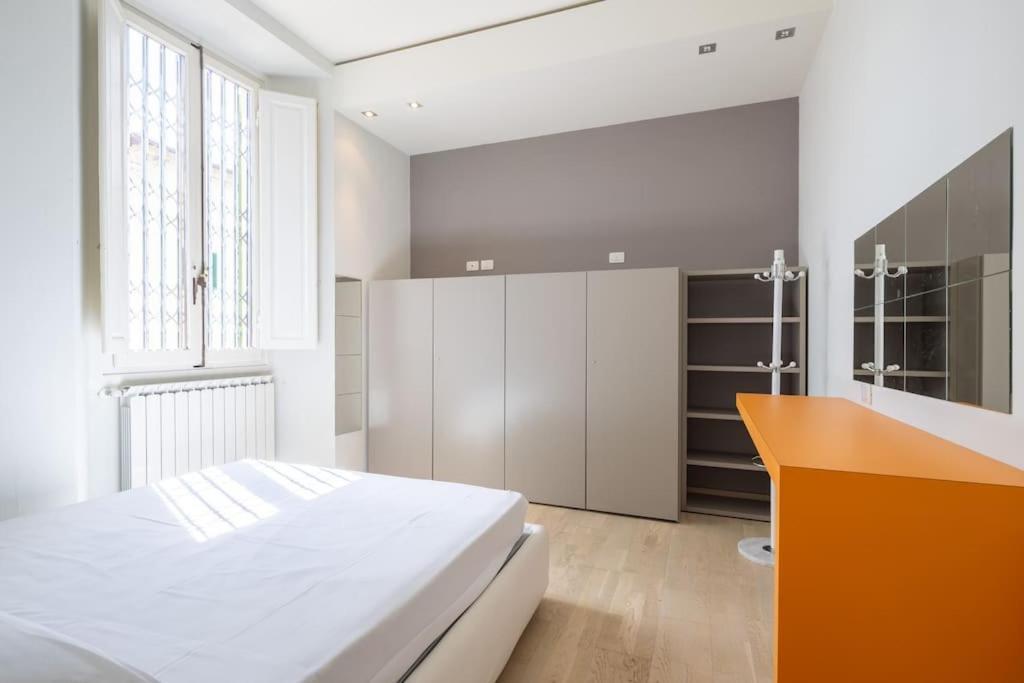 Small & Charming 1-br